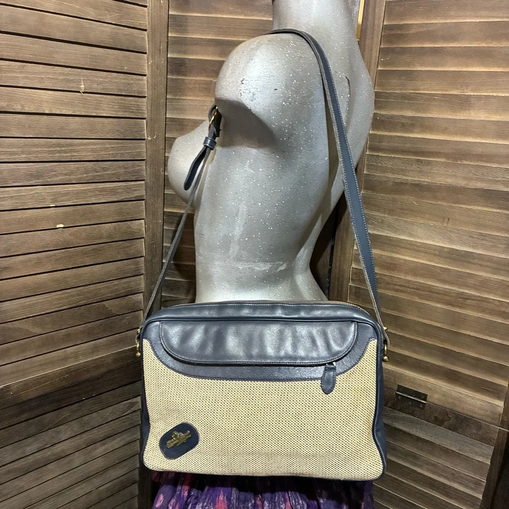 ETIENNE AIGNER Vintage 90s Crossbody Shoulder Purse Bag Preppy Classic 11.5X8”